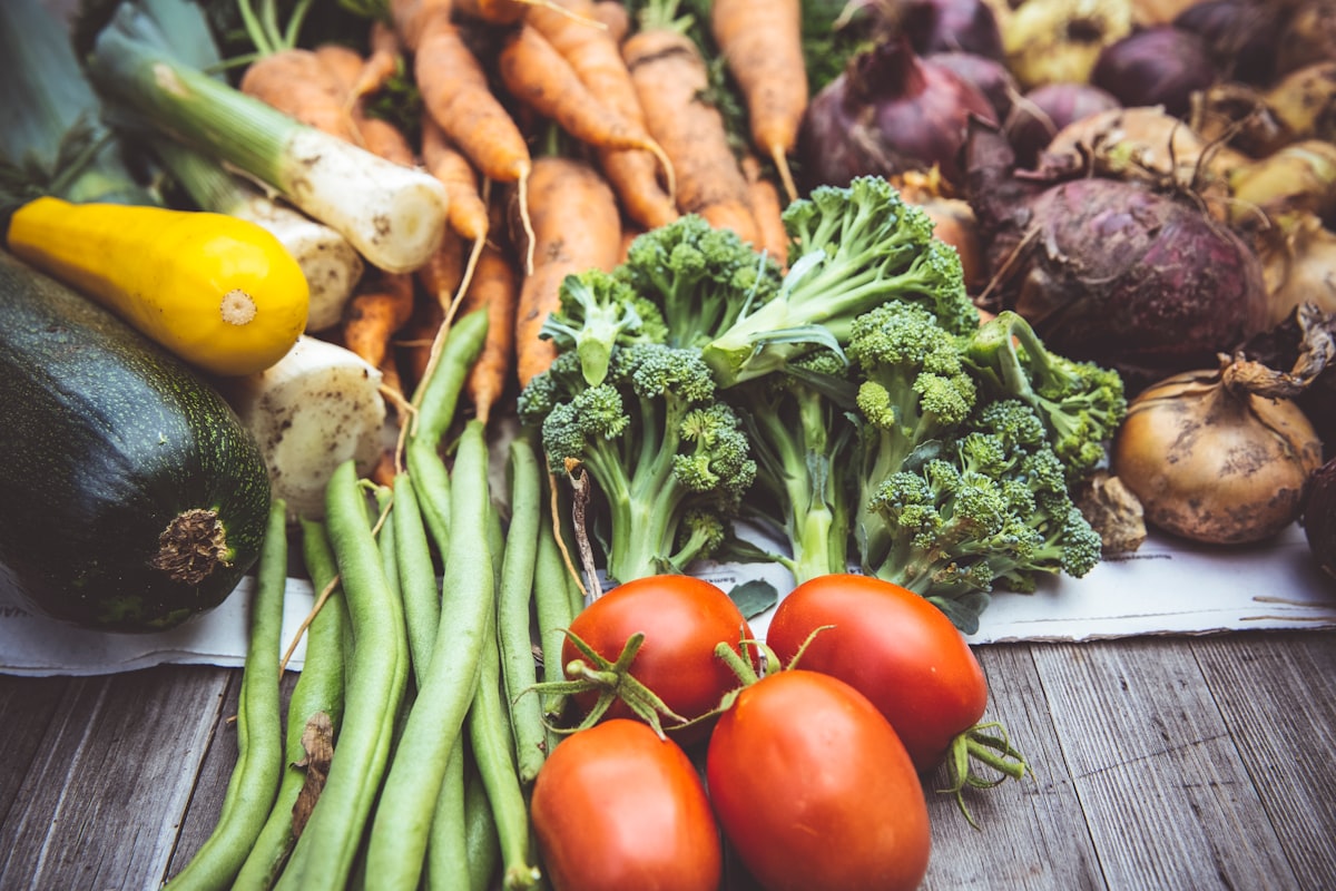 Professional nutritionist providing evidence-based guidance